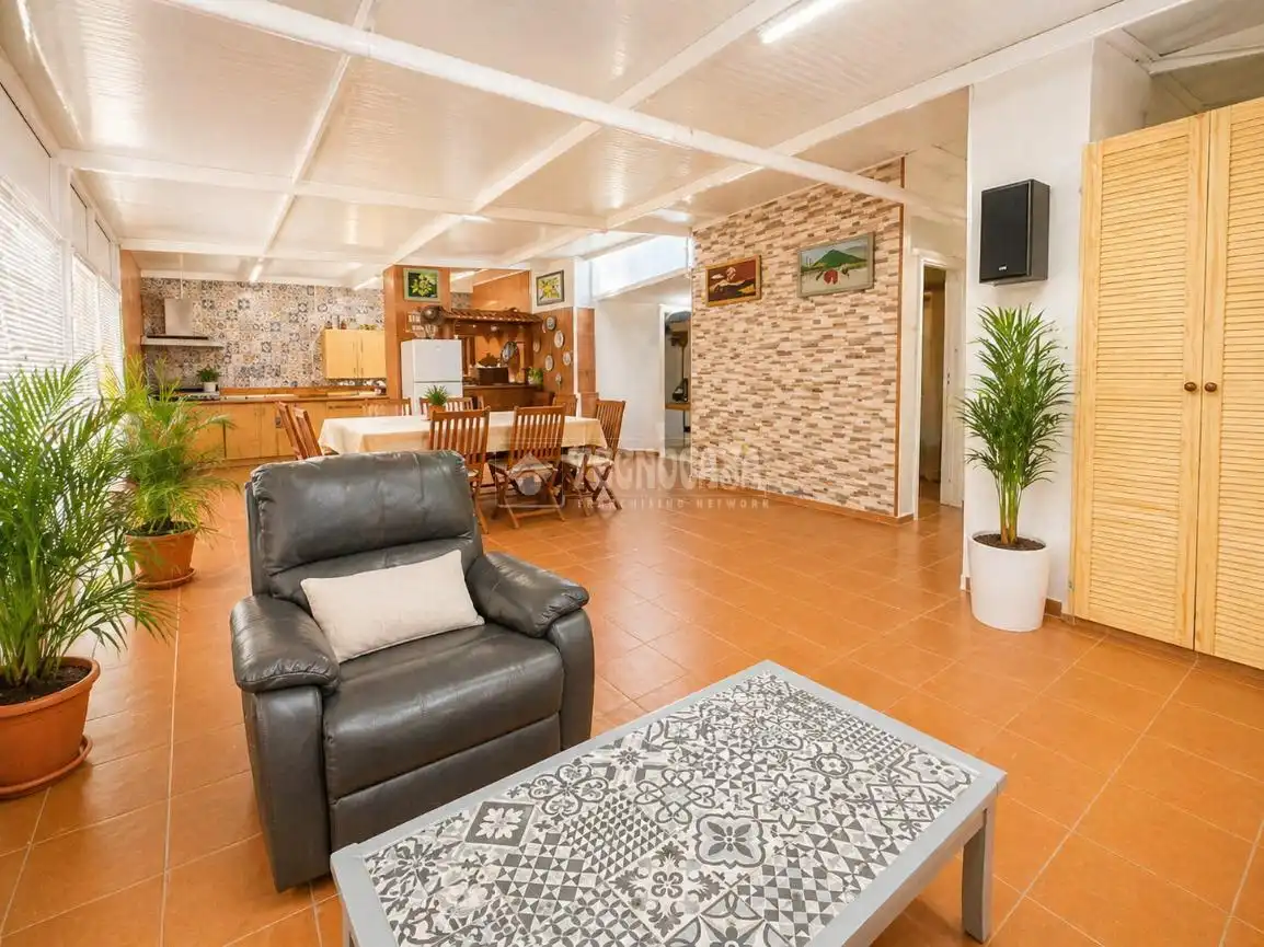 Wohnzimmer von Dachboden zum Verkauf in Candelaria mit Terrasse