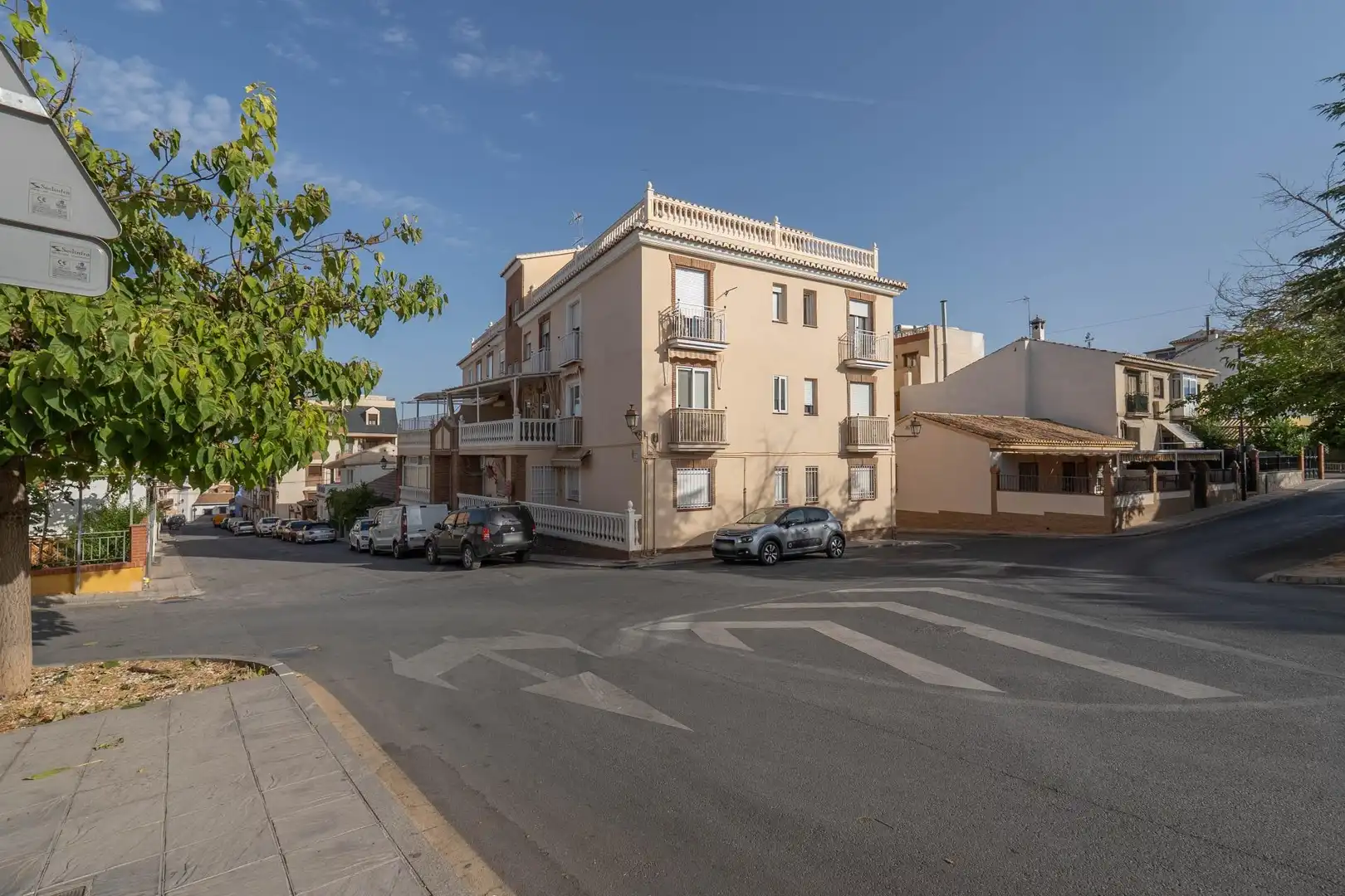Außenansicht von Wohnung zur Miete in La Zubia mit Klimaanlage