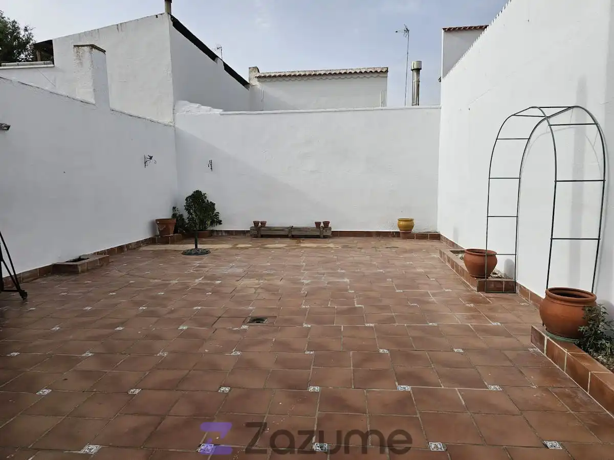 Terrasse von Haus oder Chalet zur Miete in Tomelloso mit Klimaanlage, Heizung und Privatgarten