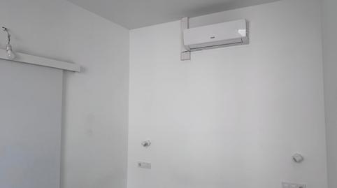 Foto 4 de Piso de alquiler en Carrer de Santa Rosalia, La Teixonera, Barcelona
