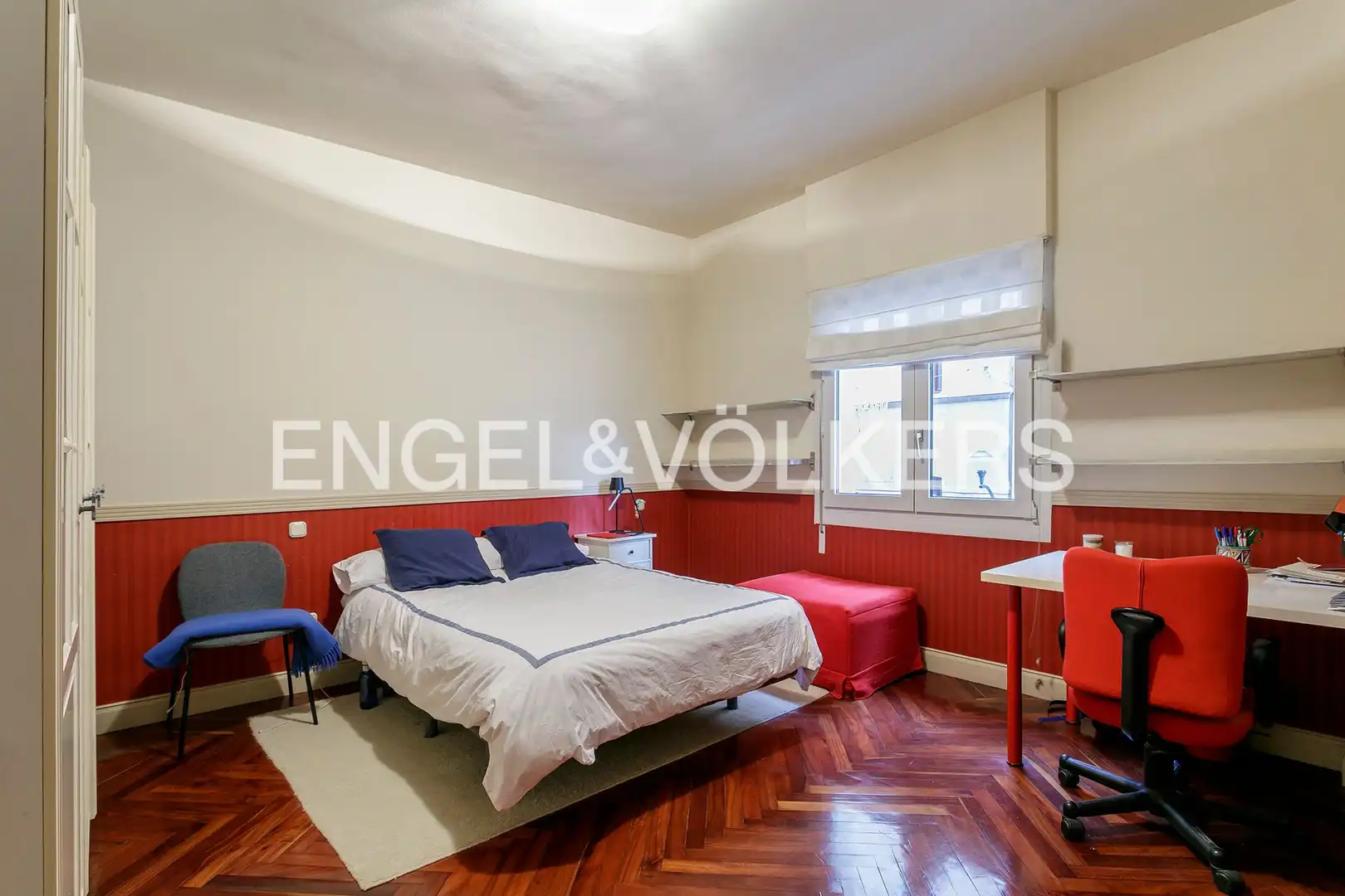 Bedroom of Flat for sale in Bilbao   with Heating, Parquet flooring and Terrace