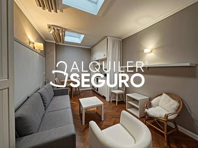 Estudio en Alquiler en Orellana en Justicia - Chueca