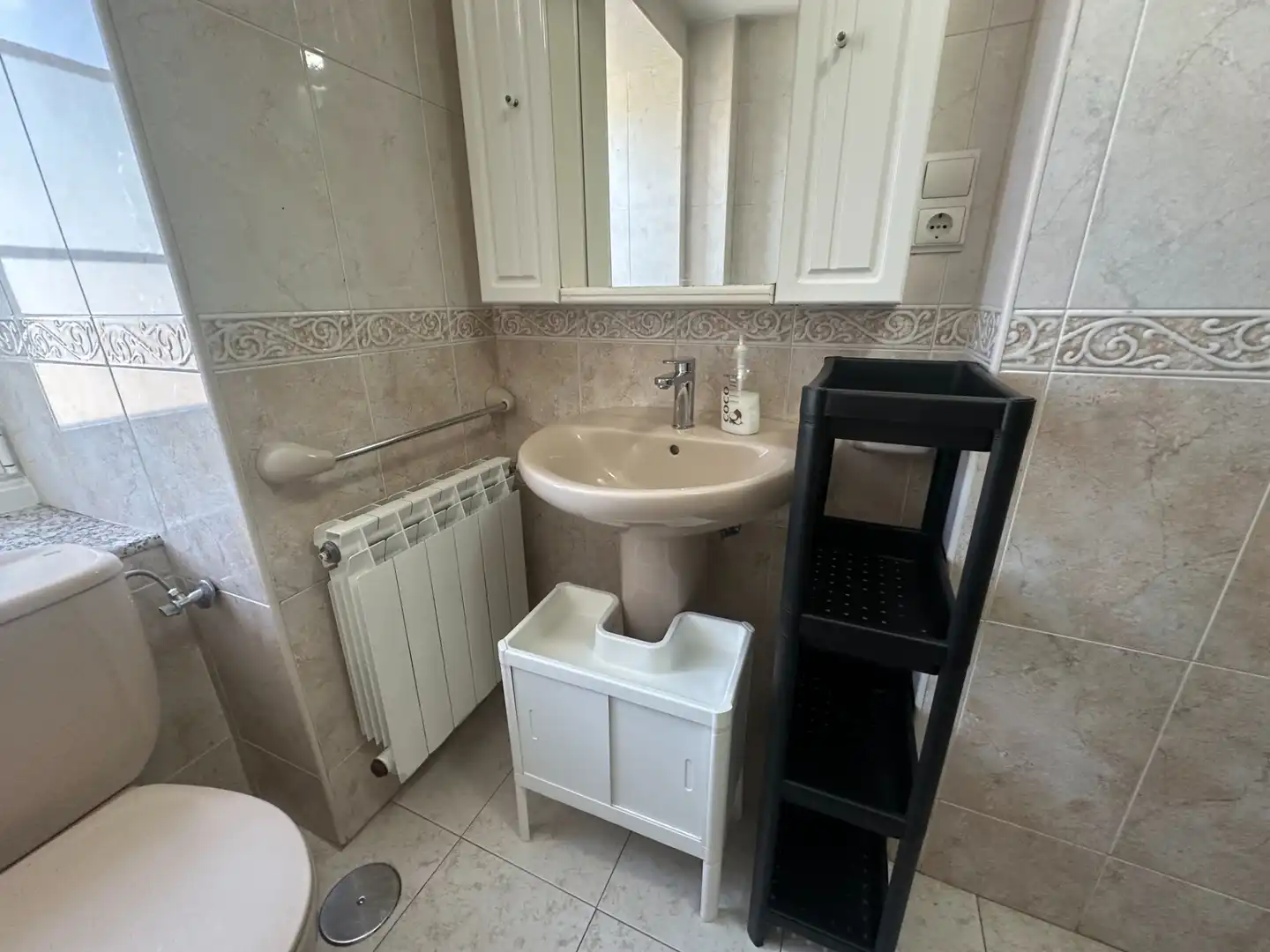 Baño de Piso de alquiler en Santiago de Compostela  con Calefacción y Amueblado