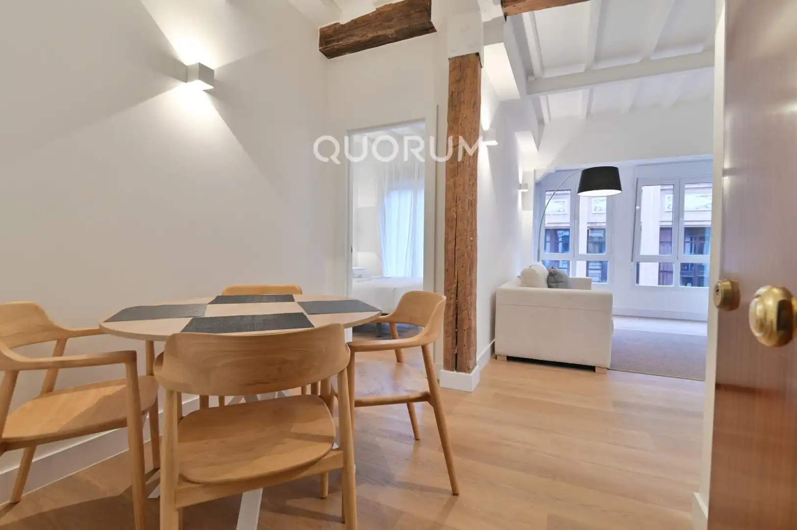 Comedor de Piso de alquiler en Bilbao  con Amueblado y Balcón