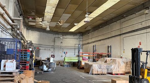Foto 5 von Fabrikhallen zur Miete in Montcada Centre - La Ribera, Montcada i Reixac