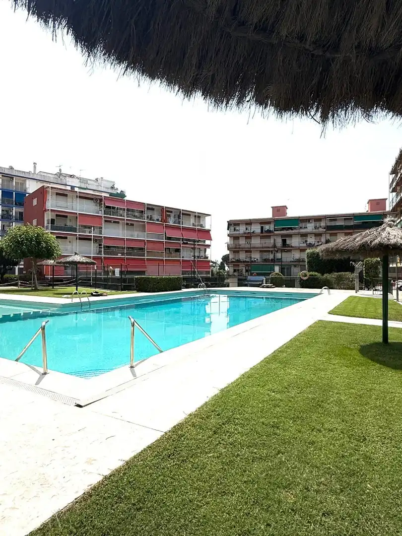 Schwimmbecken von Wohnung zum Verkauf in Sant Andreu de Llavaneres mit Heizung, Terrasse und Schwimmbad