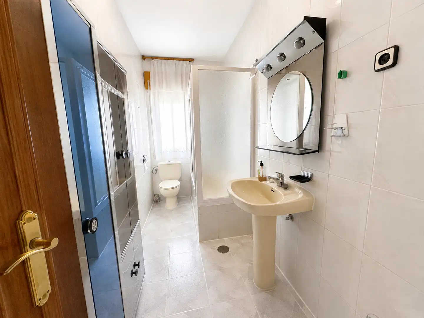 Flat for rent in Calle los Almendros, Bulevar - Plaza Castilla