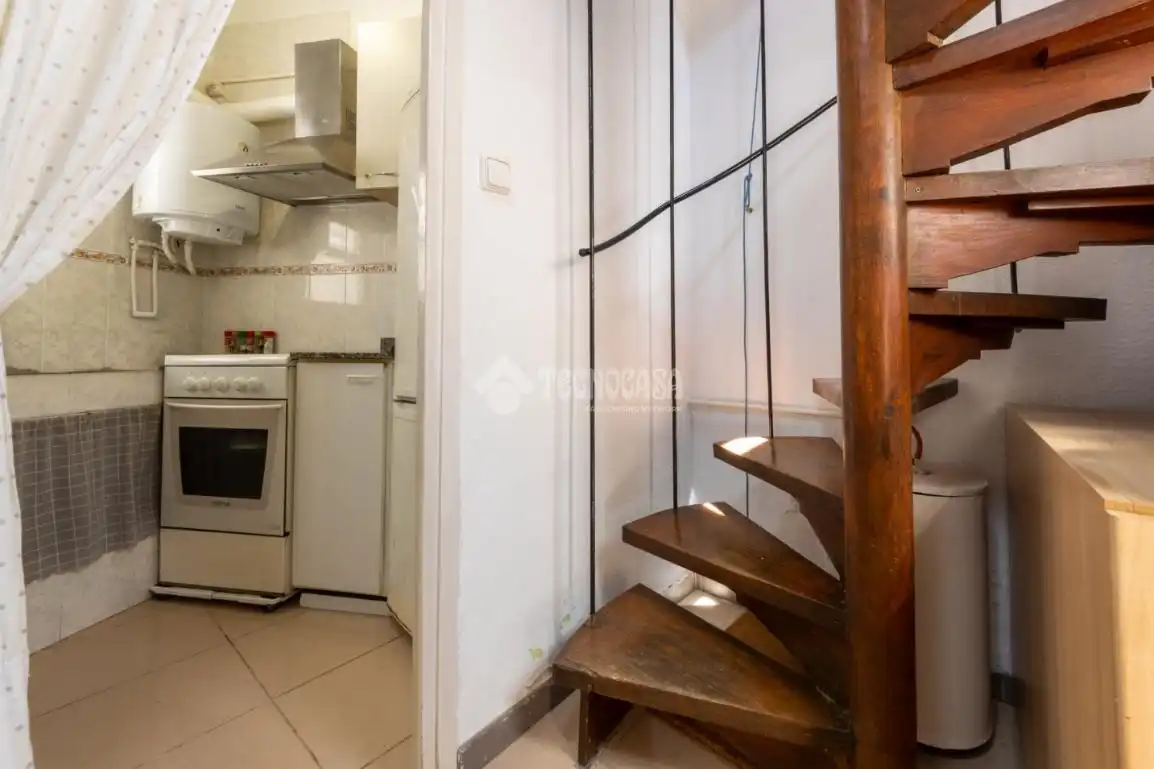 Cocina de Estudio en venta en Tarragona con Calefacción y Balcón
