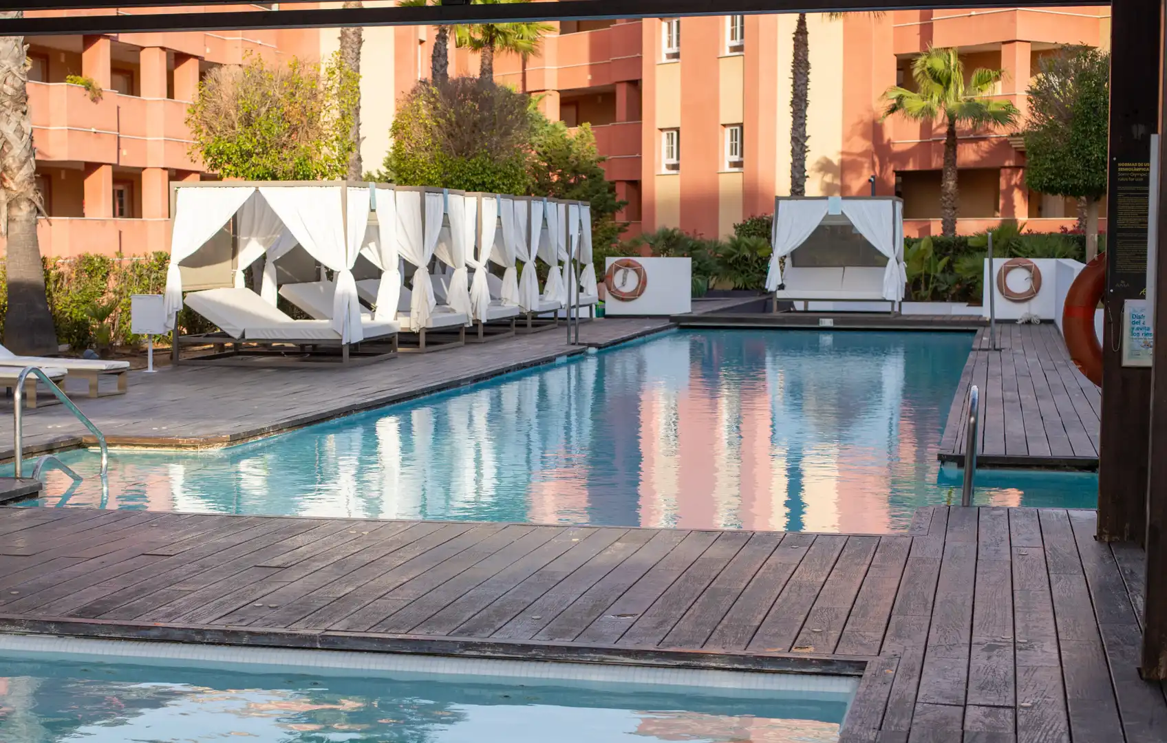 Piscina de Apartamento en venta en Islantilla con Aire acondicionado, Calefacción y Terraza