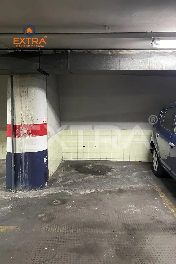 Parkplatz von Garage zum Verkauf in Madrid