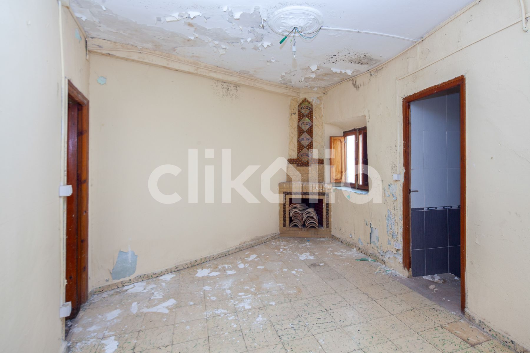 Flat for sale in Requena  with Heating