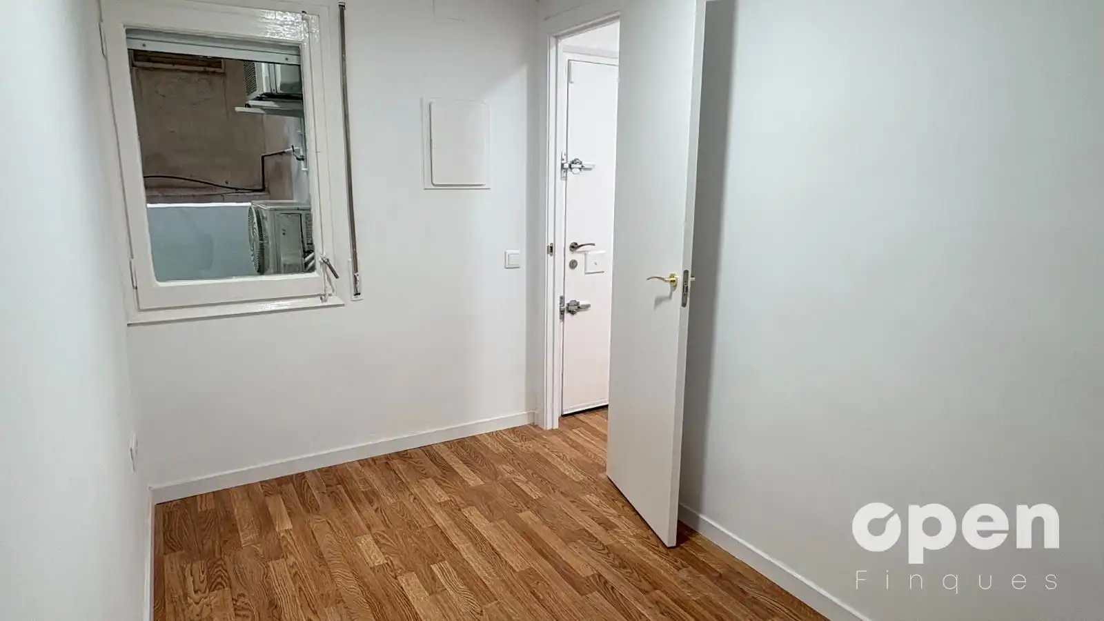 Habitación de Piso en venta en Terrassa con Aire acondicionado, Parquet y Alarma