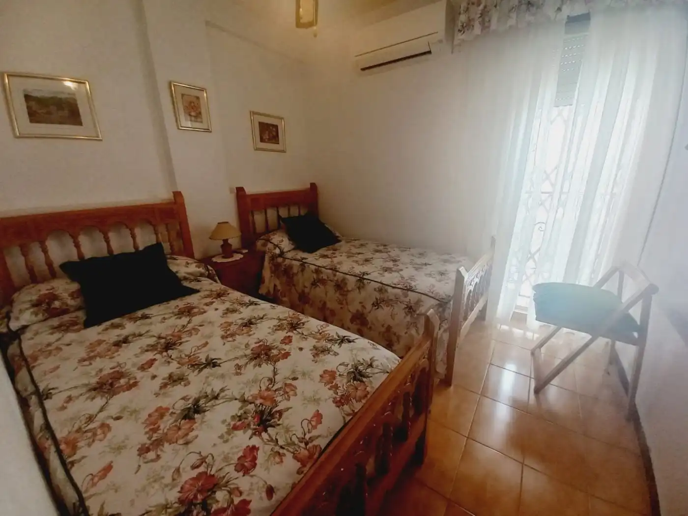 Reihenhaus mit Pool zum Verkauf in Avenida juan fuster zaragoza, imagen 5