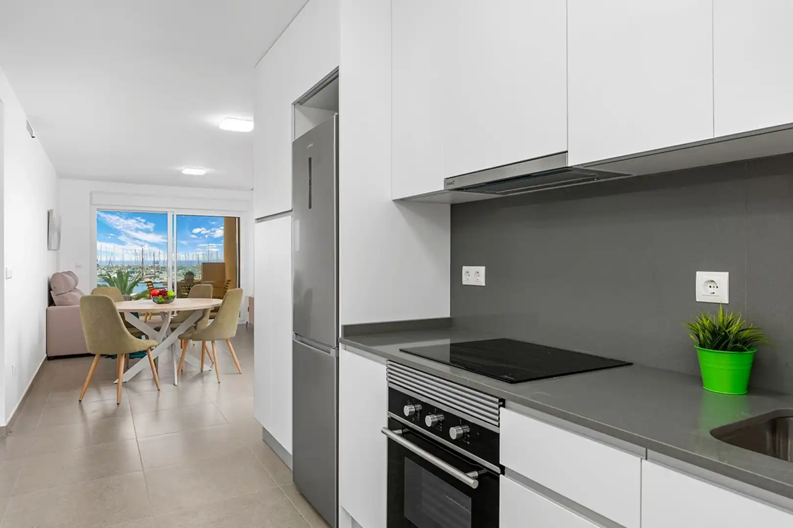 Cocina de Piso en venta en La Manga del Mar Menor con Aire acondicionado, Calefacción y Jardín privado