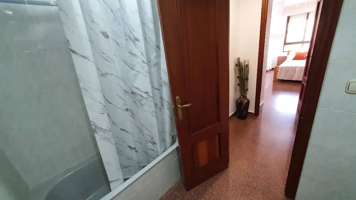 Wohnung zur Miete in Petrer mit Möbliert, Ofen und Waschmaschine
