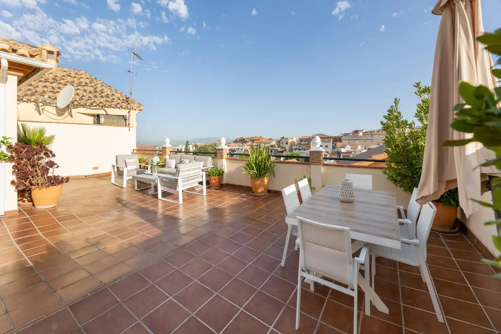 Terrassa de Àtic en venda en Huétor Vega amb Aire condicionat, Calefacció i Terrassa