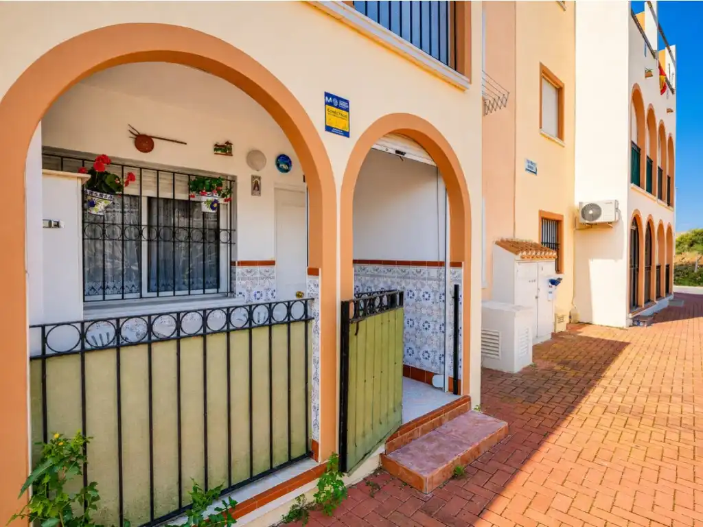 Houses for sale in Calle Mar Menor, La Veleta