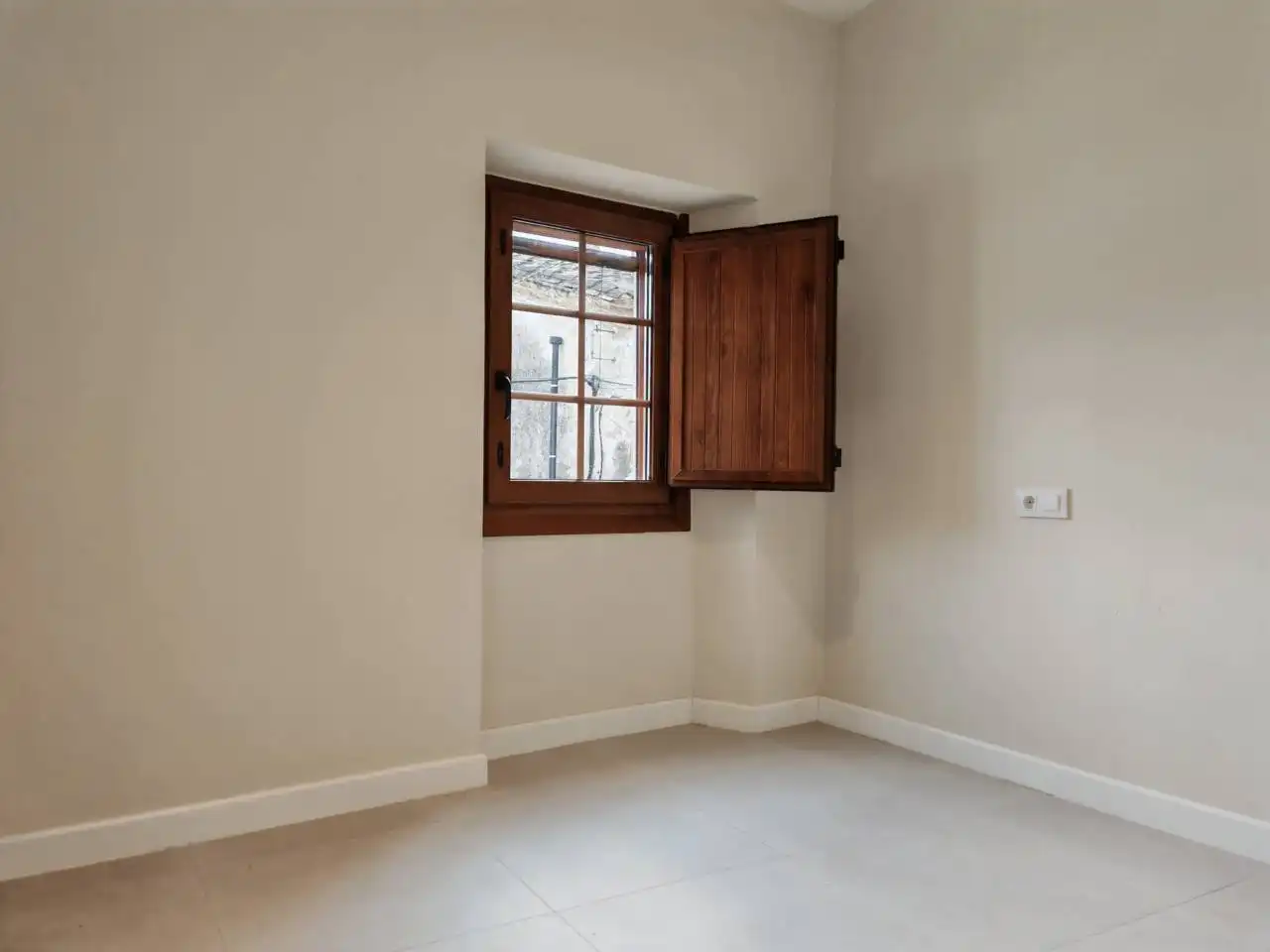 Piso de alquiler en Albons con Aire acondicionado, Terraza y Balcón