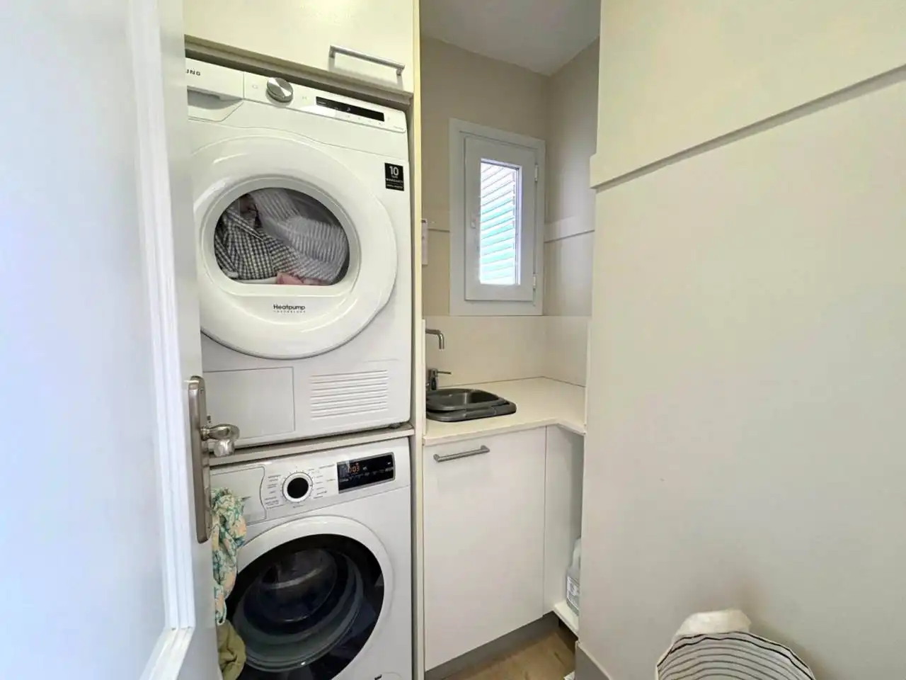 Badezimmer von Maisonette zum Verkauf in Sant Cugat del Vallès mit Klimaanlage, Heizung und Parkett