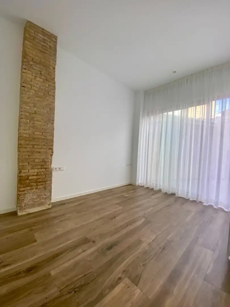 Schlafzimmer von Erdgeschoss zum Verkauf in Valencia mit Klimaanlage, Heizung und Terrasse