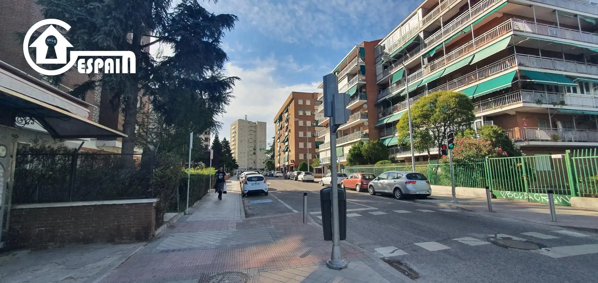 Vista exterior de Pis en venda en Madrid amb Aire condicionat, Calefacció i Jardí privat