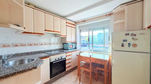 Foto 4 de Piso en venta en Versalles - Travesía de la Depuradora, Versalles, Avilés