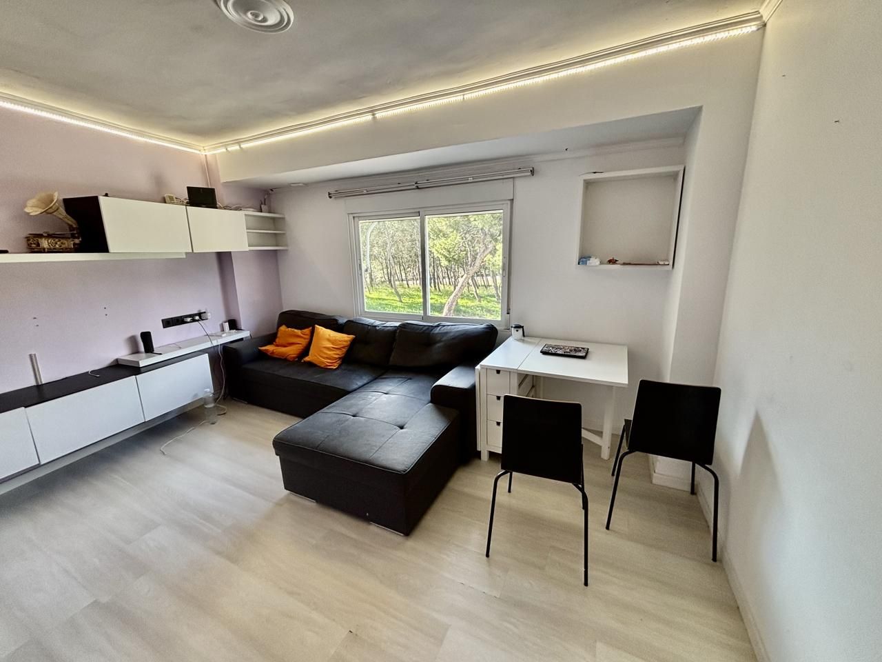 Living room of House or chalet for sale in  Zaragoza Capital  with Air Conditioner, Heating and Terrace