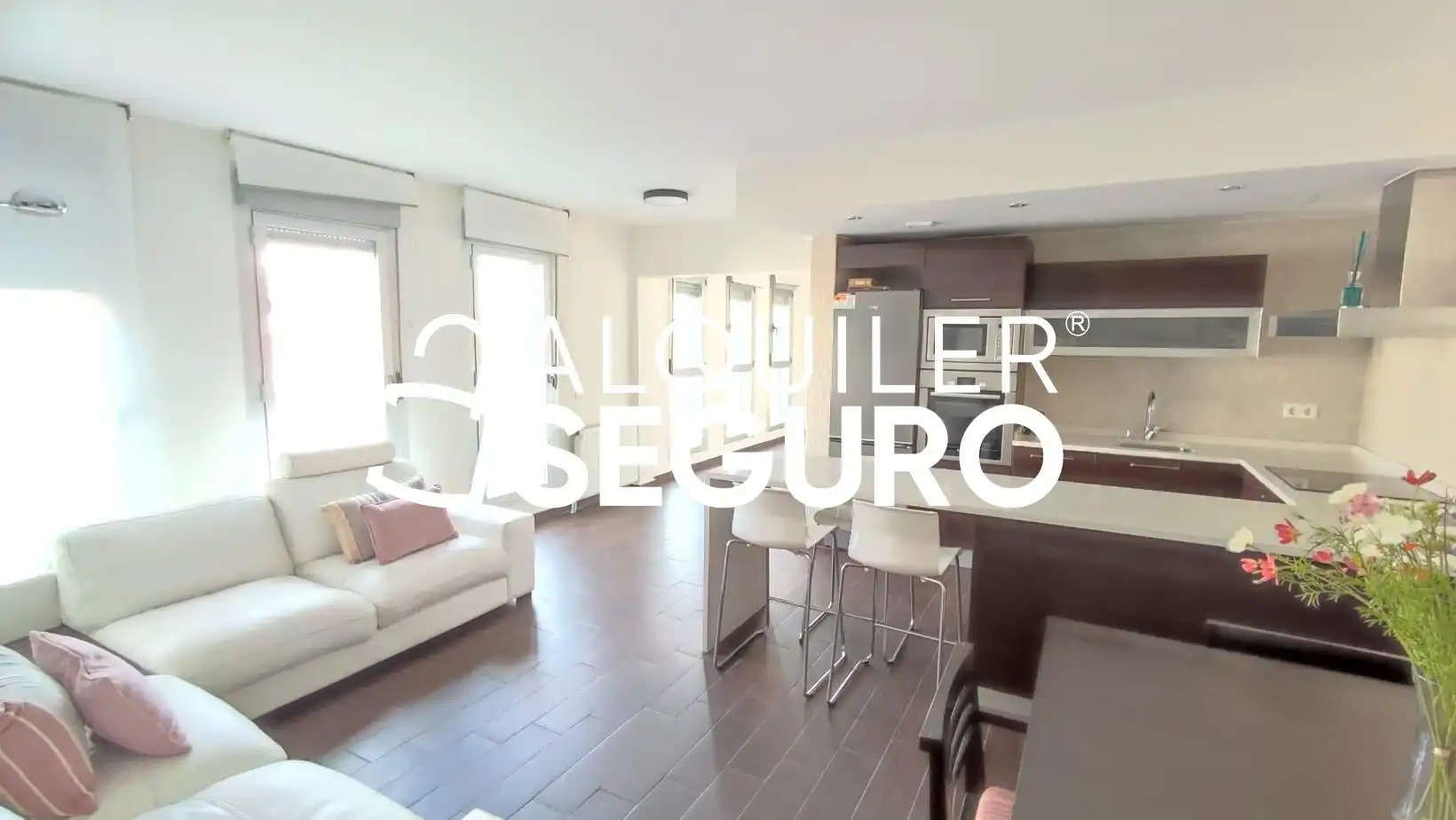 Exterior view of Flat for rent in Madrid  with Heating, Storage room and Furnished