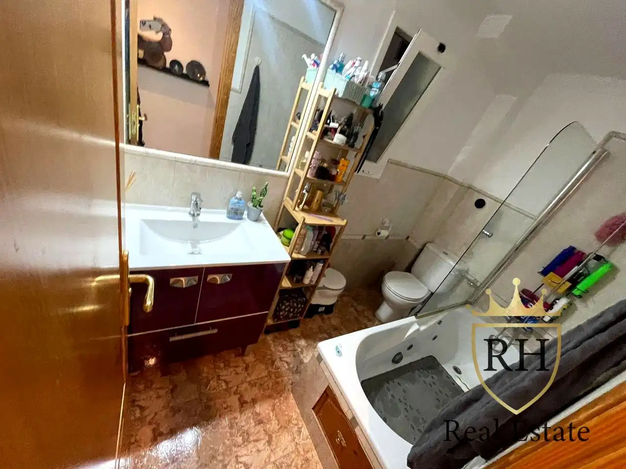 Baño de Piso en venta en  Palma de Mallorca con Aire acondicionado y Balcón