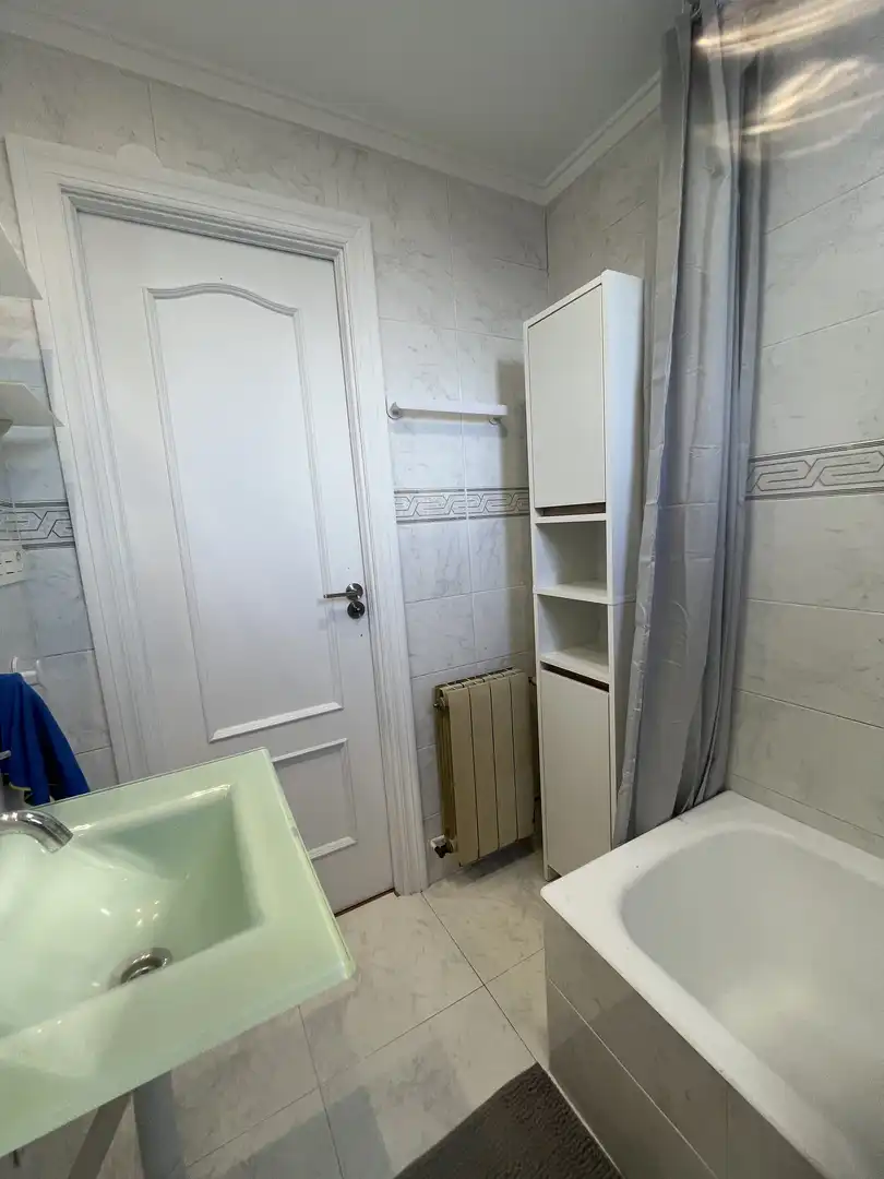 Bathroom of Flat for rent in Vitoria - Gasteiz  with Terrace and Furnished