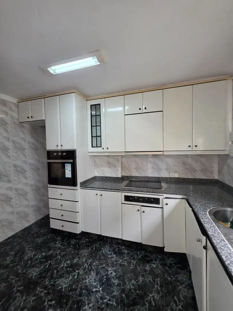 Flat with terrace for sale in Carrer Carrer Lluís Martí, imagen 18