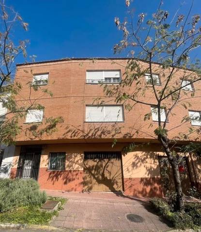 Piso en Venta en Avenida Soledad Vega Ortiz, 80 en Jarandilla de la Vera