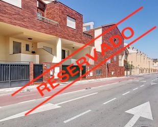 Exterior view of Single-family semi-detached to rent in Armilla  with Air Conditioner, Heating and Terrace