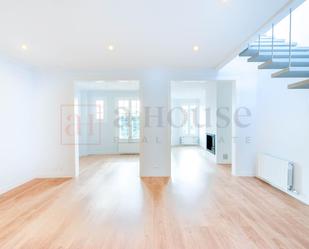 Living room of Attic for sale in  Barcelona Capital  with Heating, Terrace and Balcony