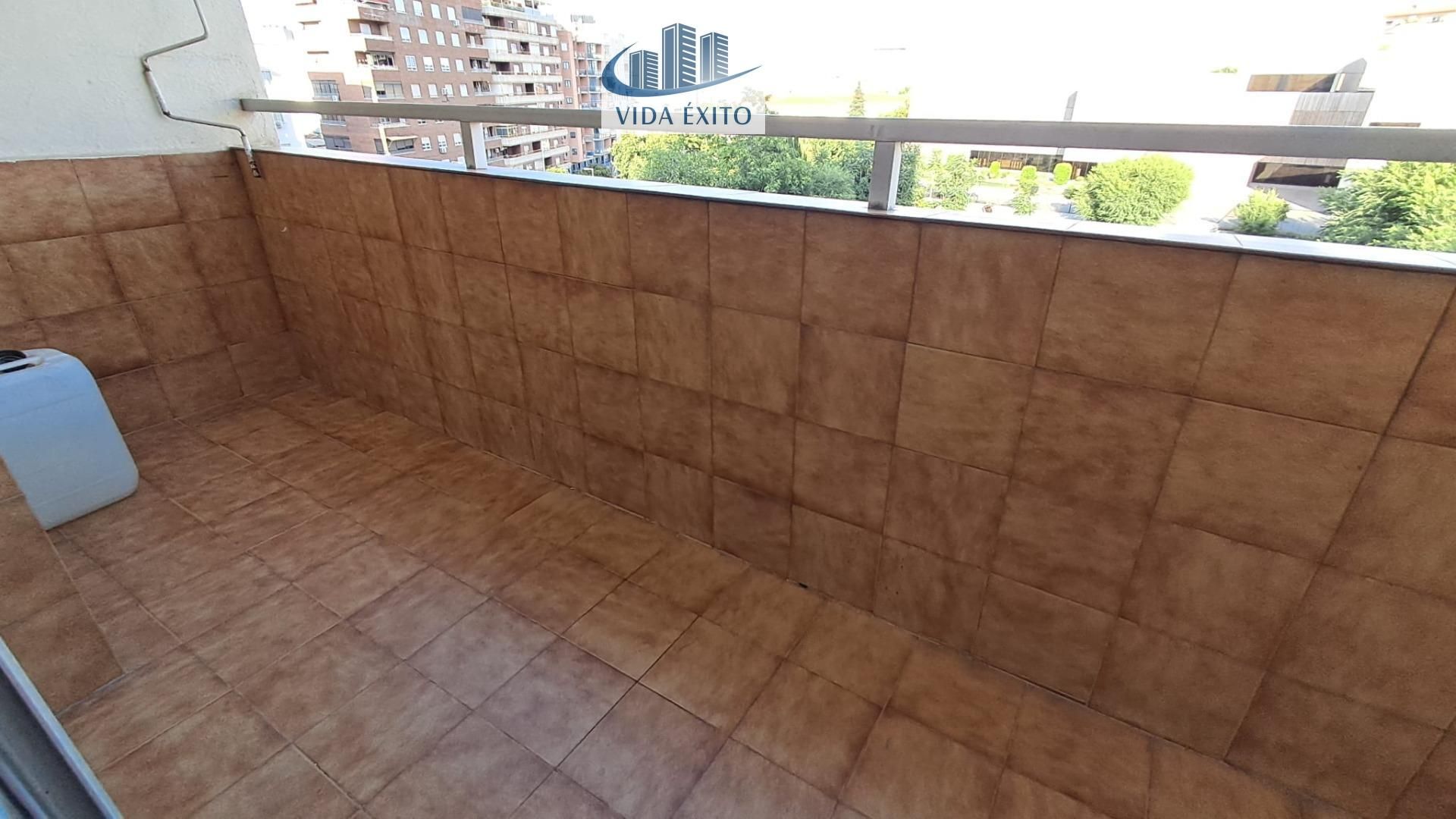 Terrassa de Pis en venda en  Jaén Capital