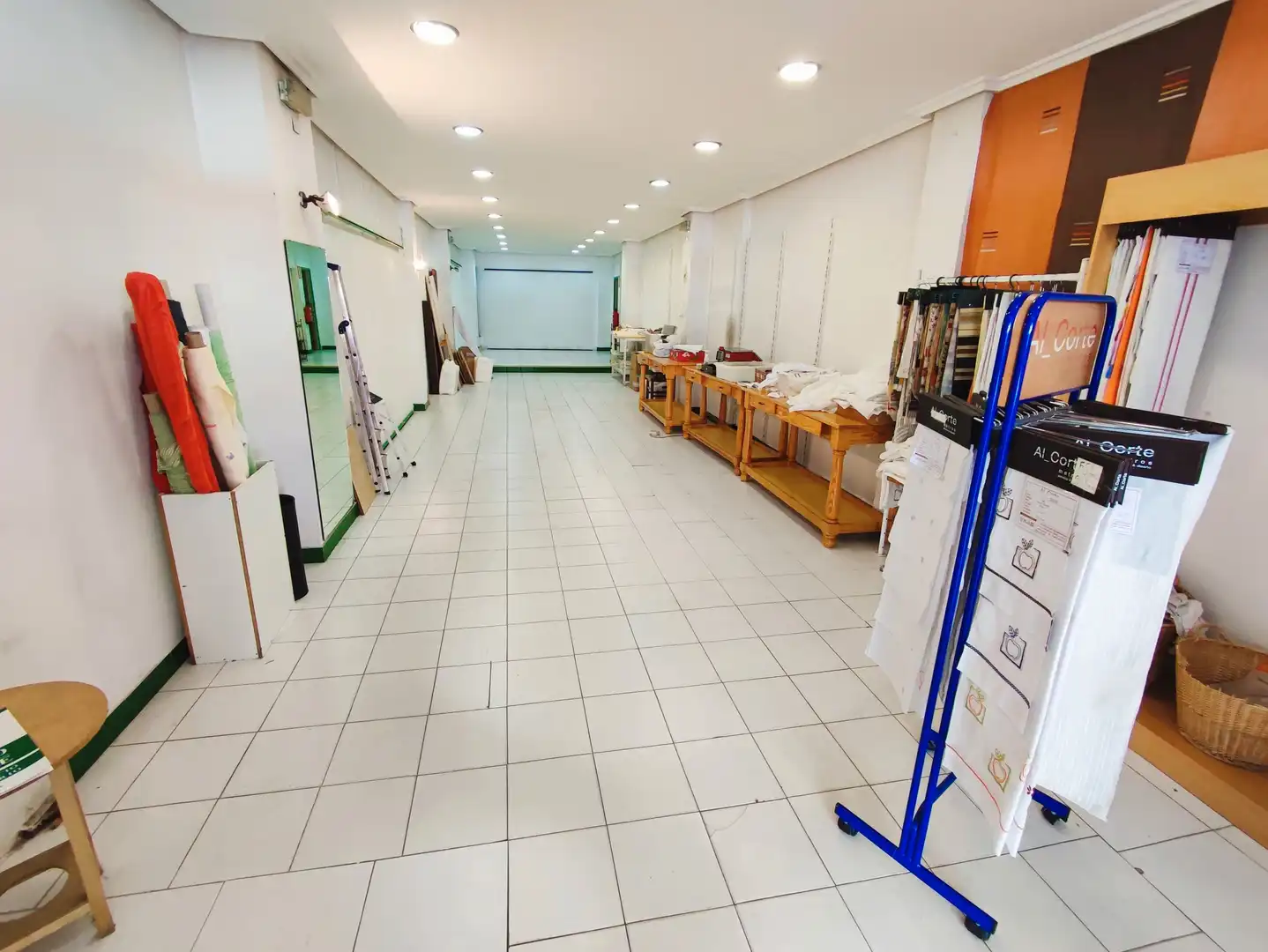 Local comercial en alquiler en Centro