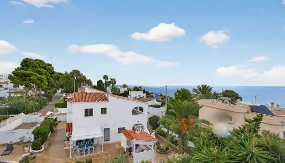 Casa con jardín en venta en La Caleta - La Calalga -  Les Bassetes, imagen 2