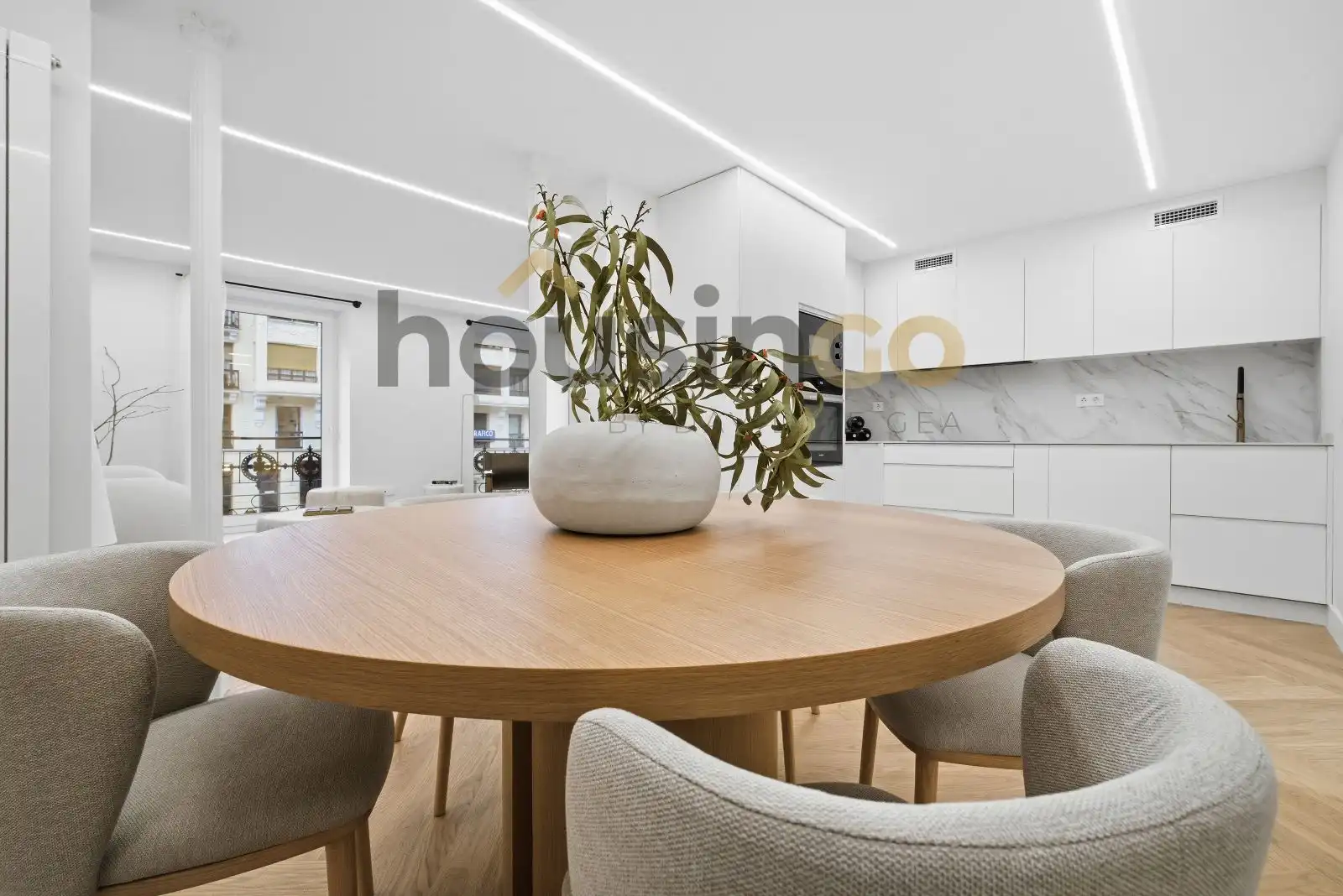Dining room of Flat for sale in Madrid  with Air Conditioner, Heating and Parquet flooring