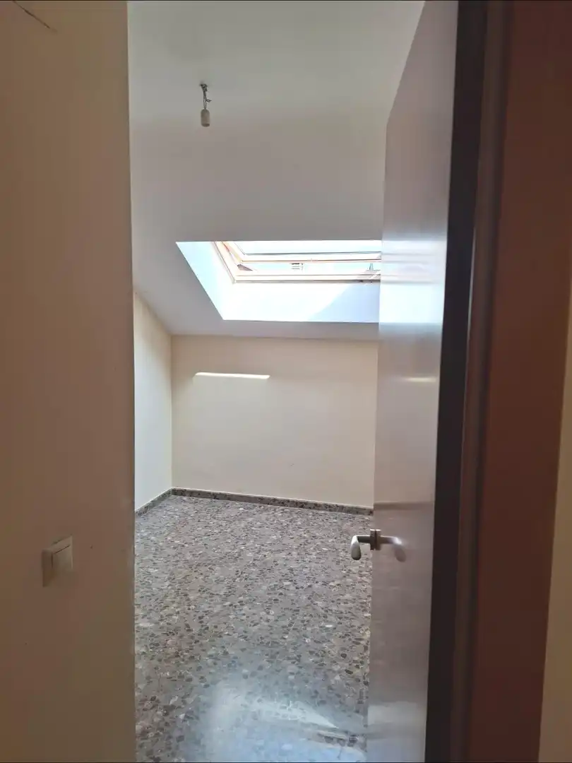Attic for rent in Burjassot