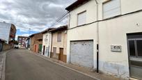 Vista exterior de Casa adosada en venda en Valencia de Don Juan