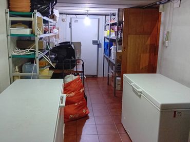 Locale commerciale in vendita a Boluetako Santa Ana Kalea