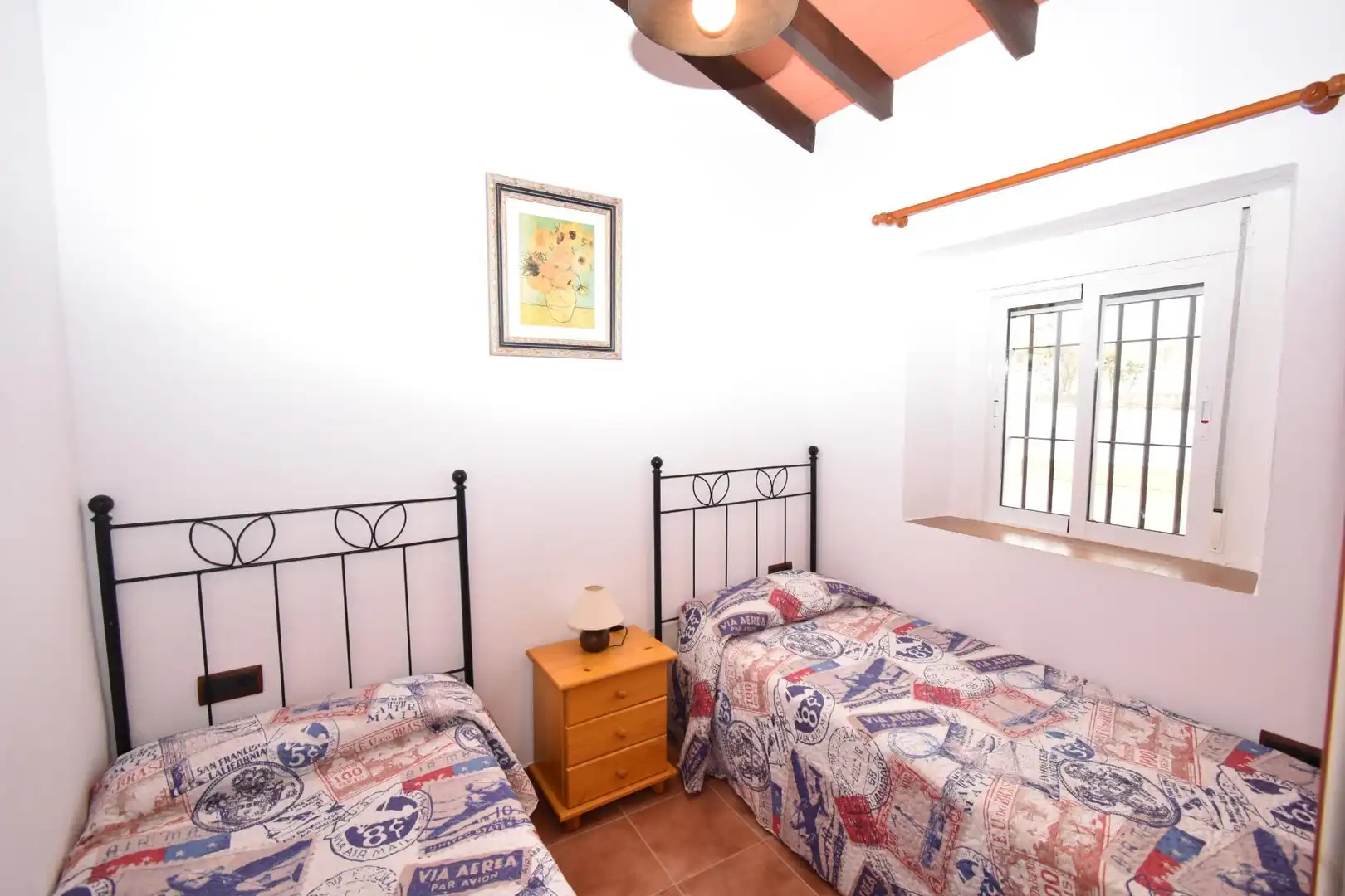 Habitación de Casa o chalet en venta en Medina Sidonia con Jardín privado, Trastero y Amueblado