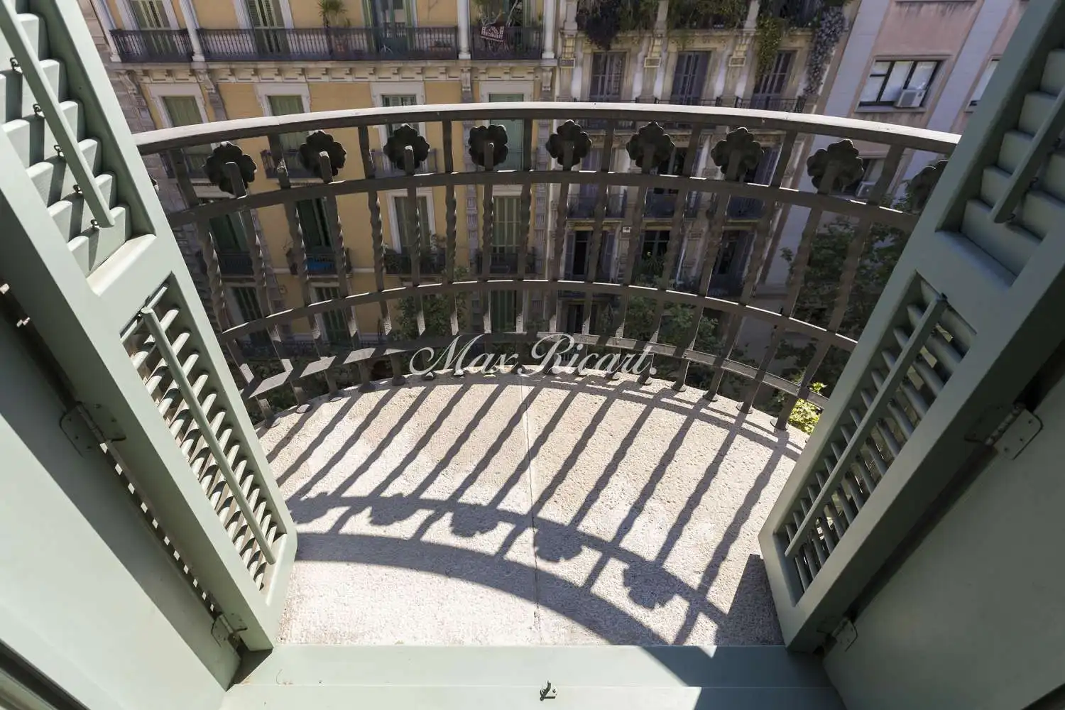 Dachboden zur Miete in N/A, Dreta de l'Eixample