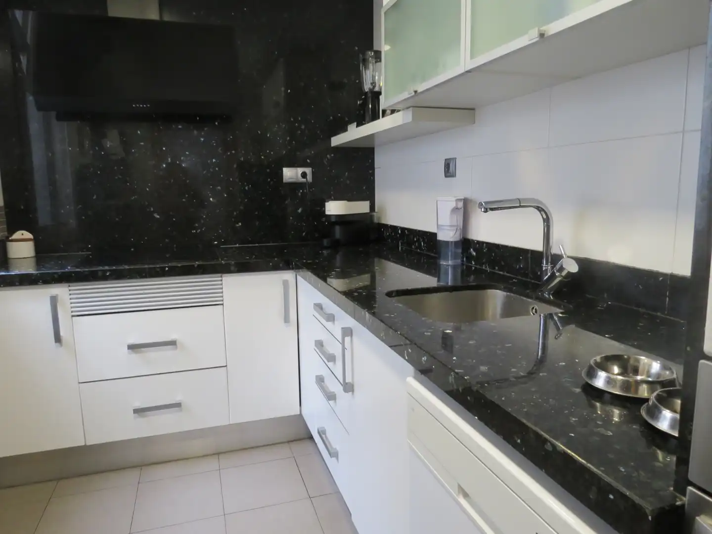 Cuina de Dúplex en venda en Mataró amb Aire condicionat, Calefacció i Terrassa