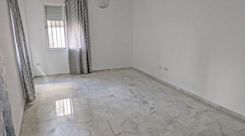 Photo 5 of Flat to rent in Sanlúcar la Mayor, Sevilla