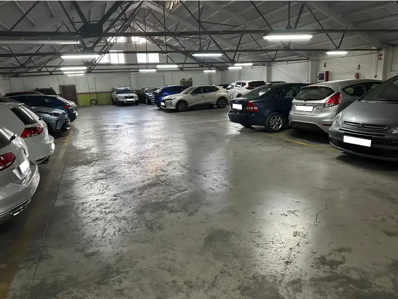 Doppelparkplatz zum Verkauf in Carrer de la Corona 37A, imagen 9