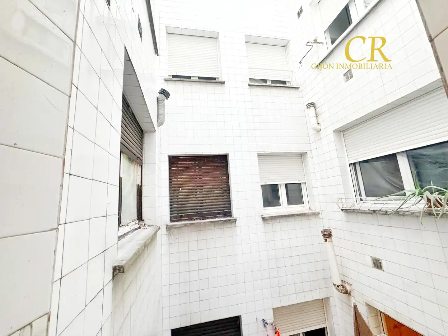 Exterior view of Flat for sale in Gijón   with Oven