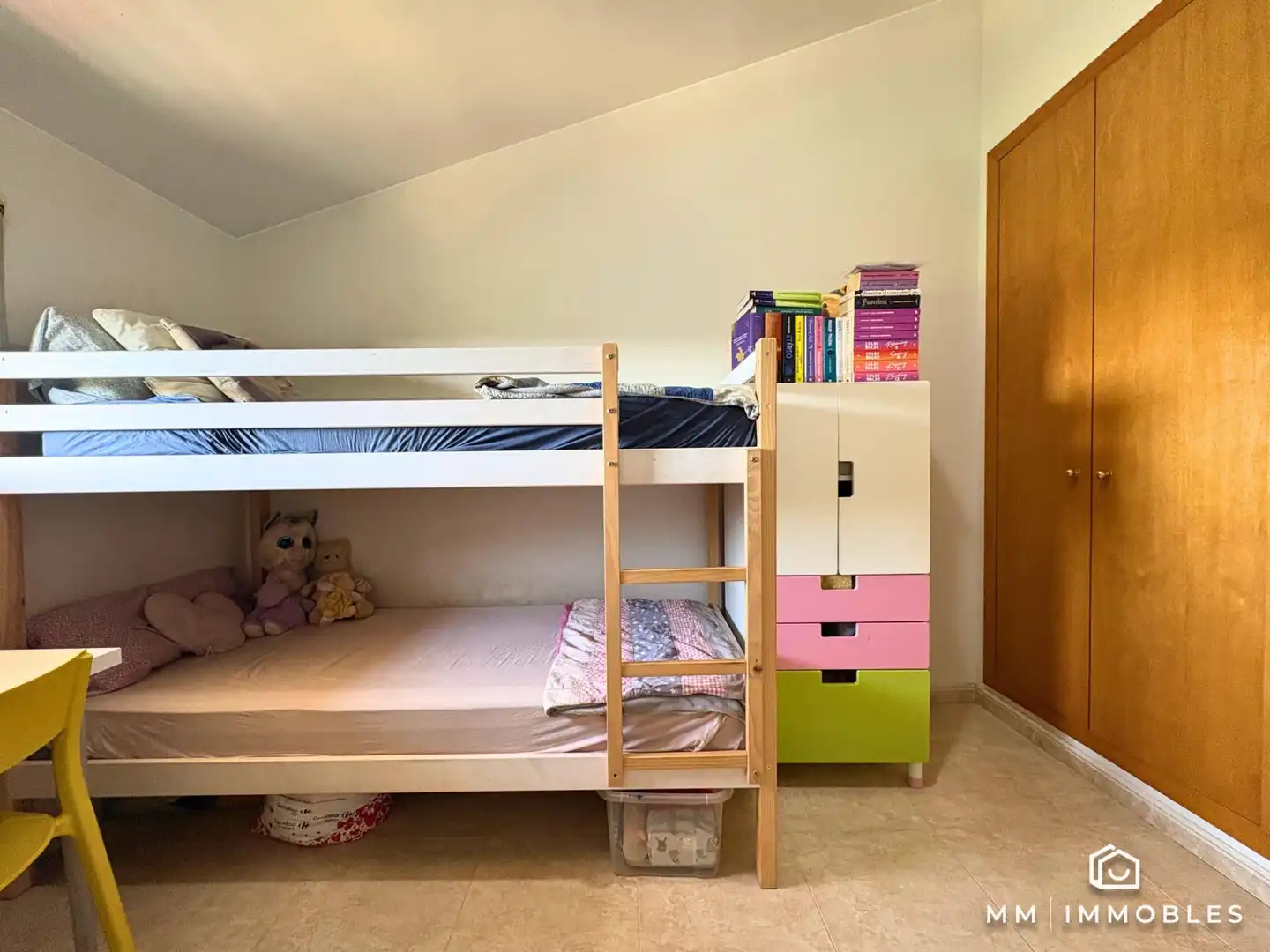Schlafzimmer von Dachboden zum Verkauf in La Garriga mit Klimaanlage, Heizung und Abstellraum