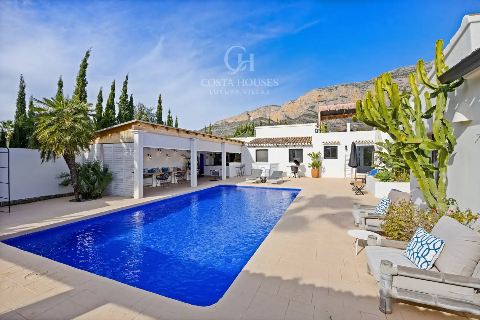 Exterior view of Houses for sale in Jávea / Xàbia  with Air Conditioner, Heating and Private garden