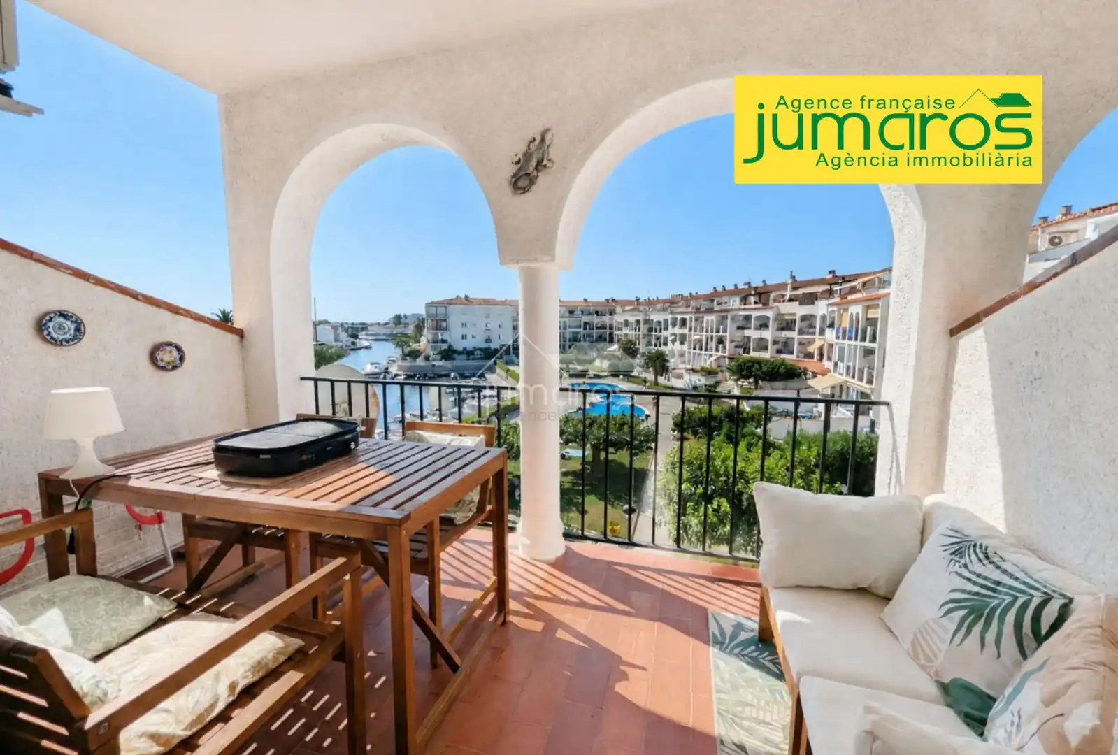 Appartement avec piscine à vendre à N/A